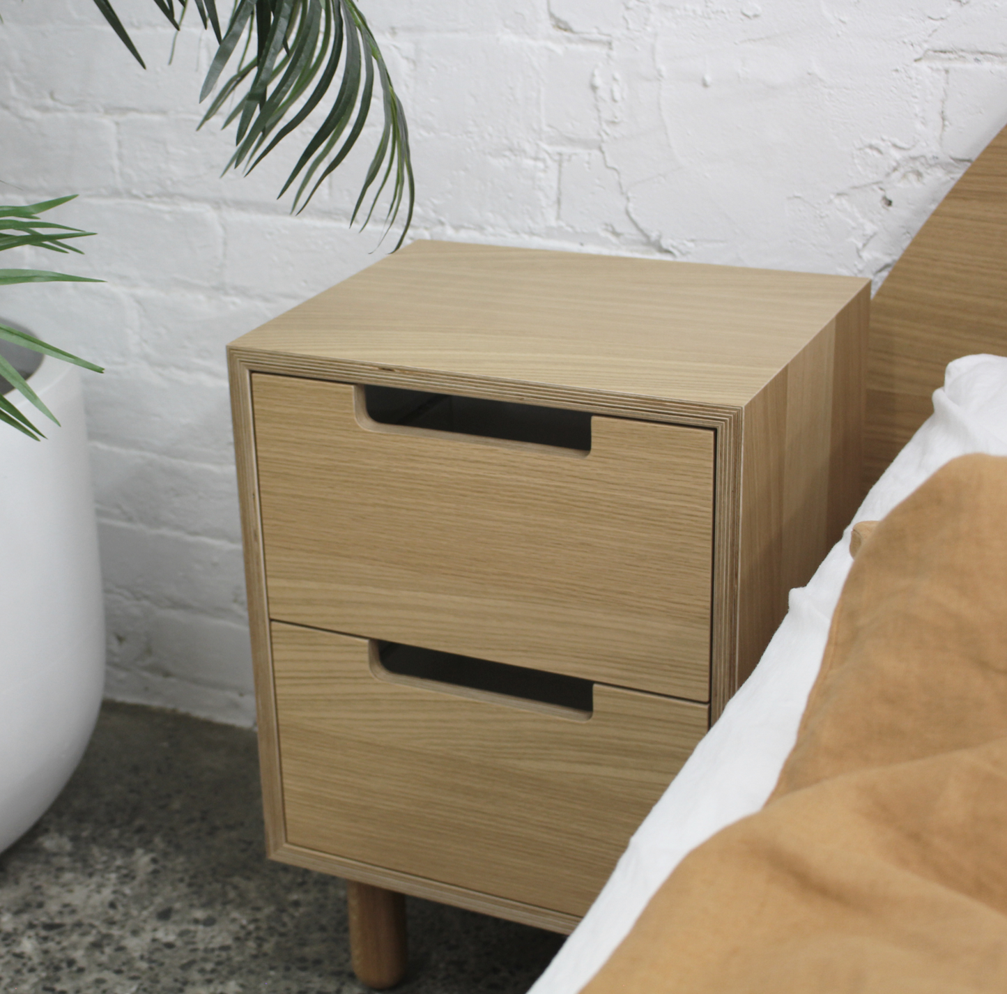 Boxed Oak 2 Drawer DU Doug Bedside